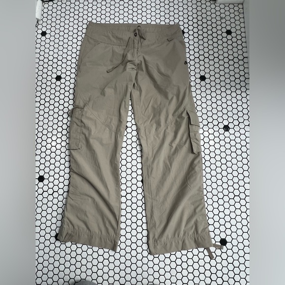 Nike cargo athletic pants size medium - Picture 1 of 3